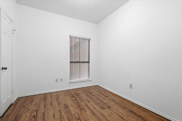 9600 Royal Lane 506, Dallas, TX 75243