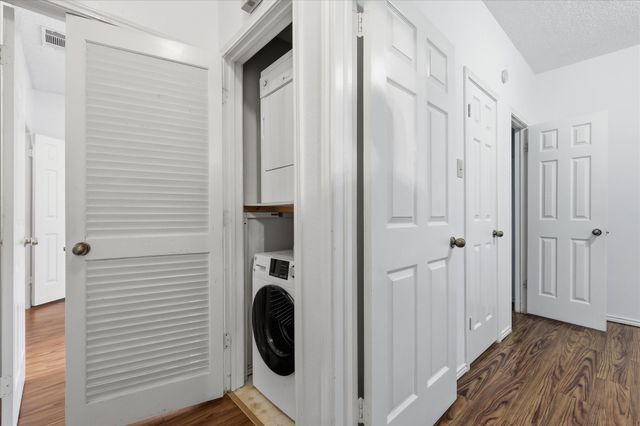 9600 Royal Lane 506, Dallas, TX 75243