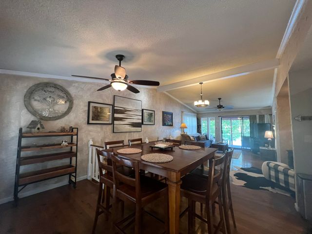 224 Robin Hood dr, Hardy, AR 72542