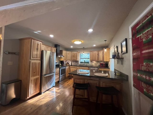 224 Robin Hood dr, Hardy, AR 72542