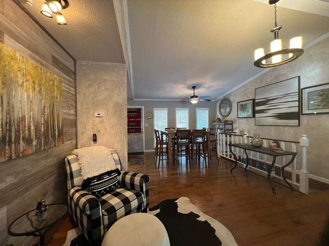224 Robin Hood dr, Hardy, AR 72542