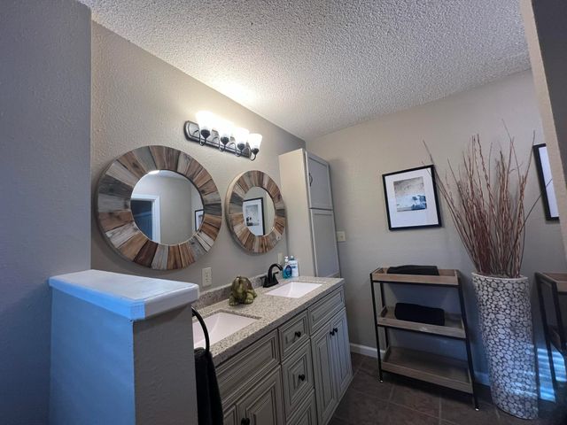 224 Robin Hood dr, Hardy, AR 72542
