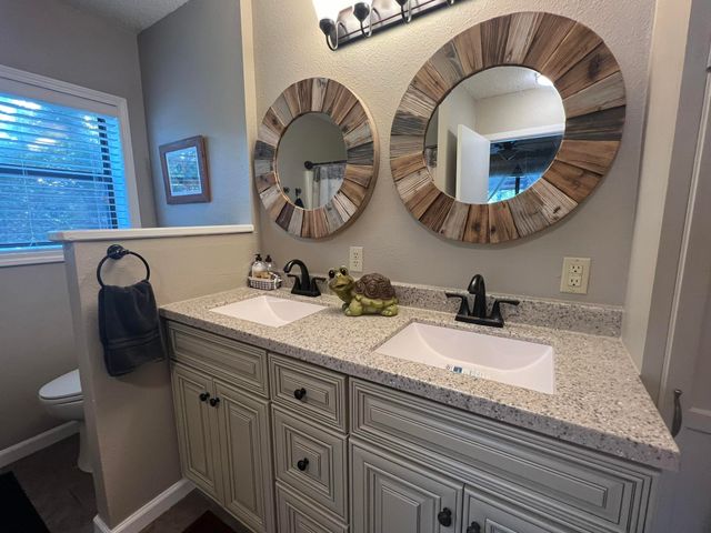 224 Robin Hood dr, Hardy, AR 72542