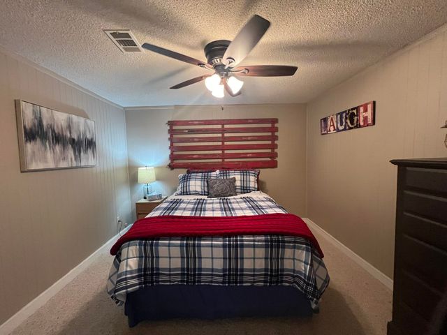 224 Robin Hood dr, Hardy, AR 72542