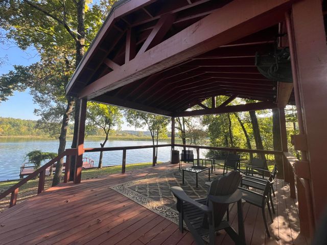 224 Robin Hood dr, Hardy, AR 72542
