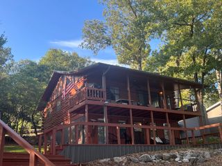 224 Robin Hood dr, Hardy, AR 72542