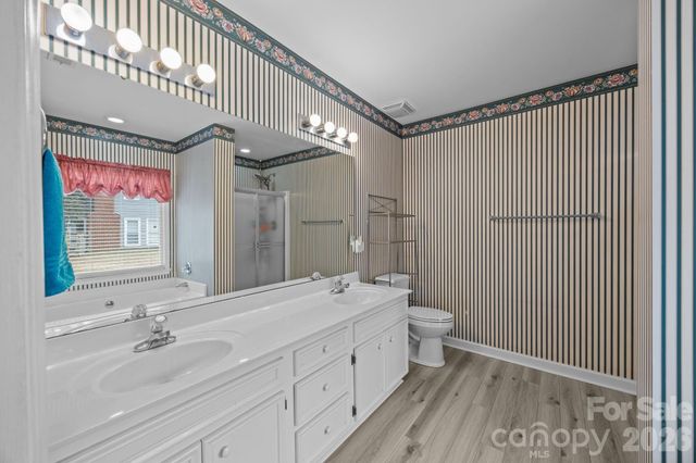 1451 Pine Needle Lane, Mooresville, NC 28115