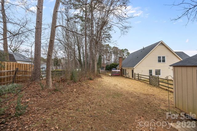 1451 Pine Needle Lane, Mooresville, NC 28115