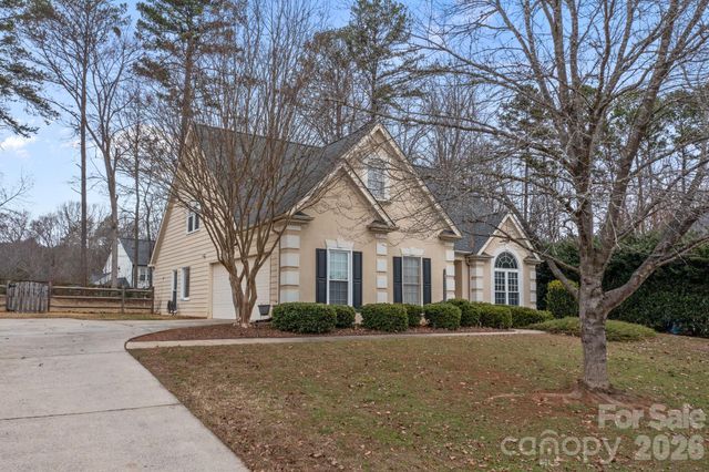 1451 Pine Needle Lane, Mooresville, NC 28115