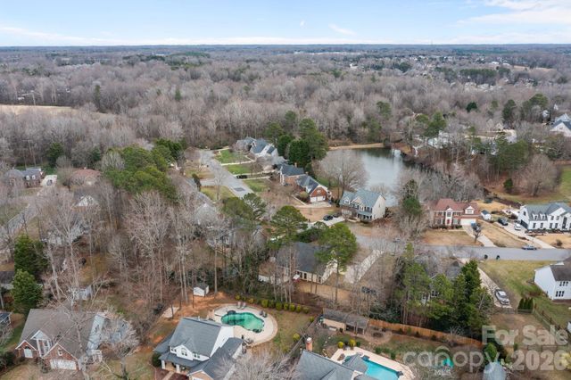 1451 Pine Needle Lane, Mooresville, NC 28115