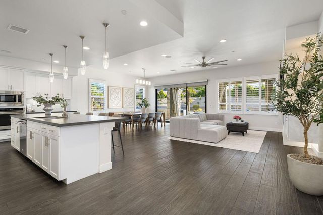 74425 Zeppelin Drive, Palm Desert, CA 92211