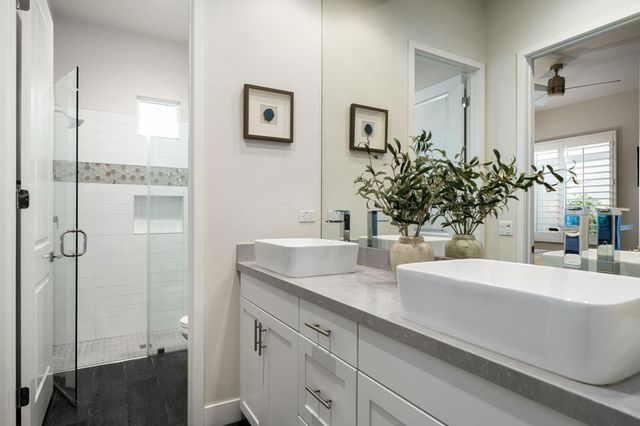 74425 Zeppelin Drive, Palm Desert, CA 92211