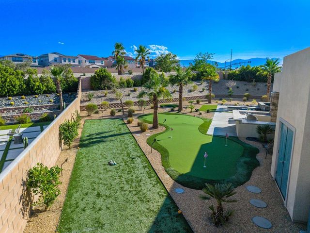 74425 Zeppelin Drive, Palm Desert, CA 92211
