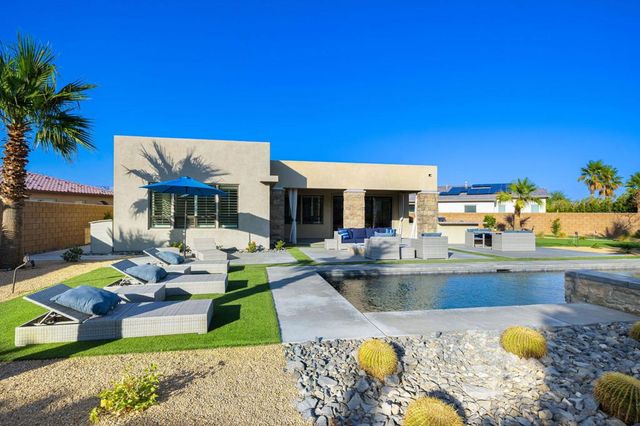 74425 Zeppelin Drive, Palm Desert, CA 92211