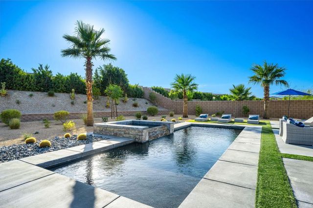 74425 Zeppelin Drive, Palm Desert, CA 92211