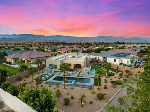 74425 Zeppelin Drive, Palm Desert, CA 92211