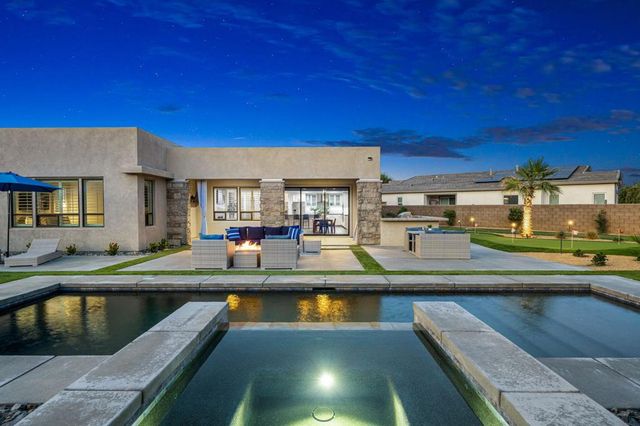 74425 Zeppelin Drive, Palm Desert, CA 92211