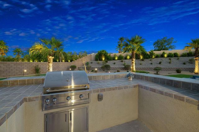 74425 Zeppelin Drive, Palm Desert, CA 92211