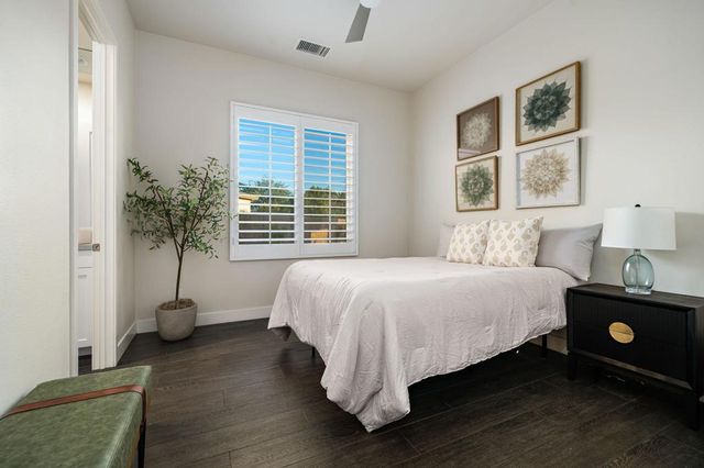 74425 Zeppelin Drive, Palm Desert, CA 92211