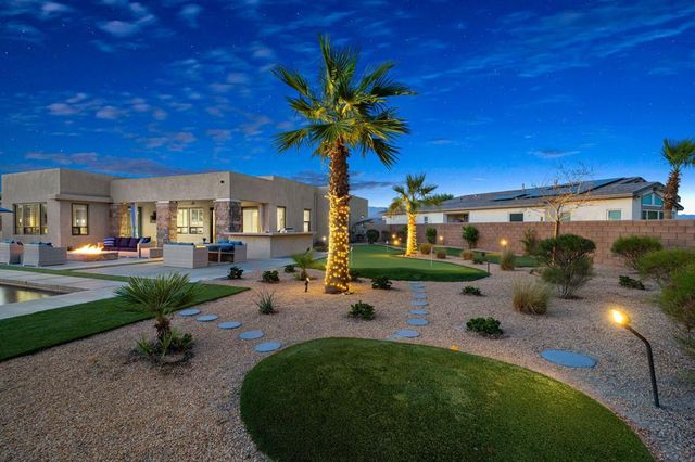 74425 Zeppelin Drive, Palm Desert, CA 92211