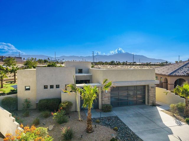 74425 Zeppelin Drive, Palm Desert, CA 92211