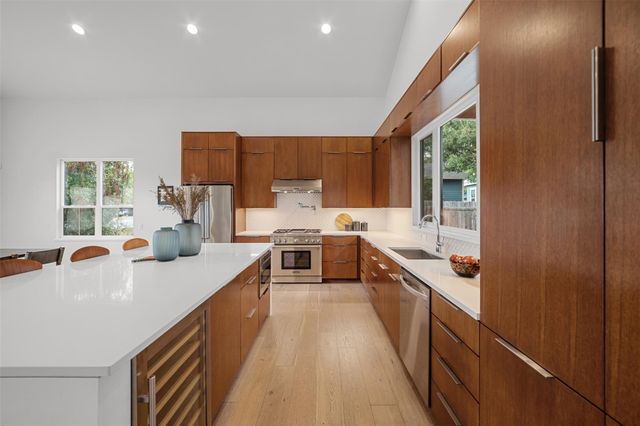 5001 Shoal Creek BLVD, Austin, TX 78756