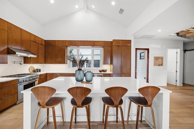 5001 Shoal Creek BLVD, Austin, TX 78756