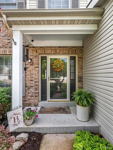 6110 Timberline Place Court, St Louis, MO 63128