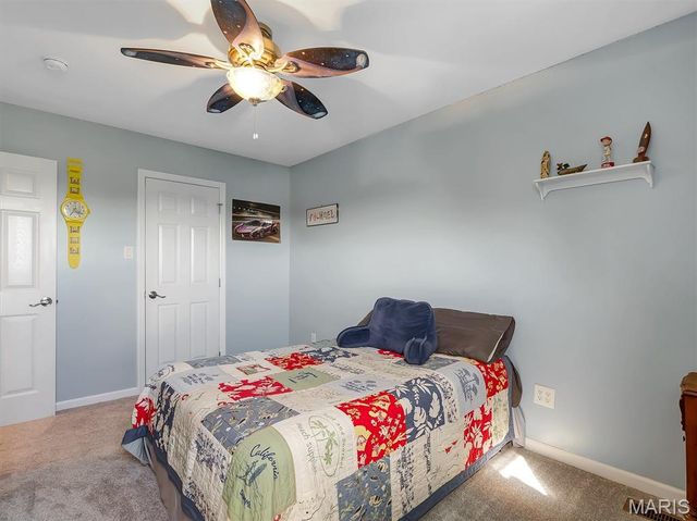 6110 Timberline Place Court, St Louis, MO 63128