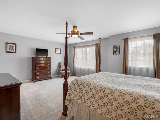 6110 Timberline Place Court, St Louis, MO 63128