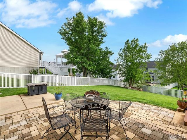 6110 Timberline Place Court, St Louis, MO 63128