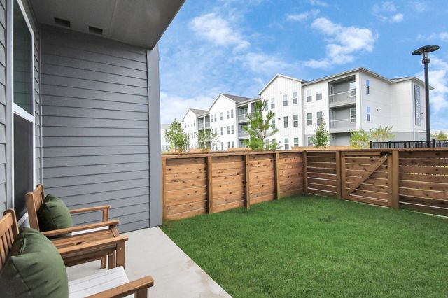 2020 Grandway Drive 2202, Katy, TX 77449