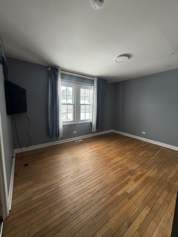 1200 Glen Lane, Hoffman Estates, IL 60169