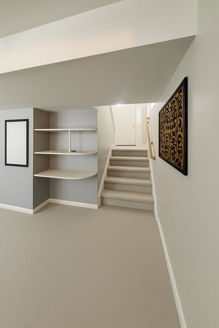 1200 Glen Lane, Hoffman Estates, IL 60169