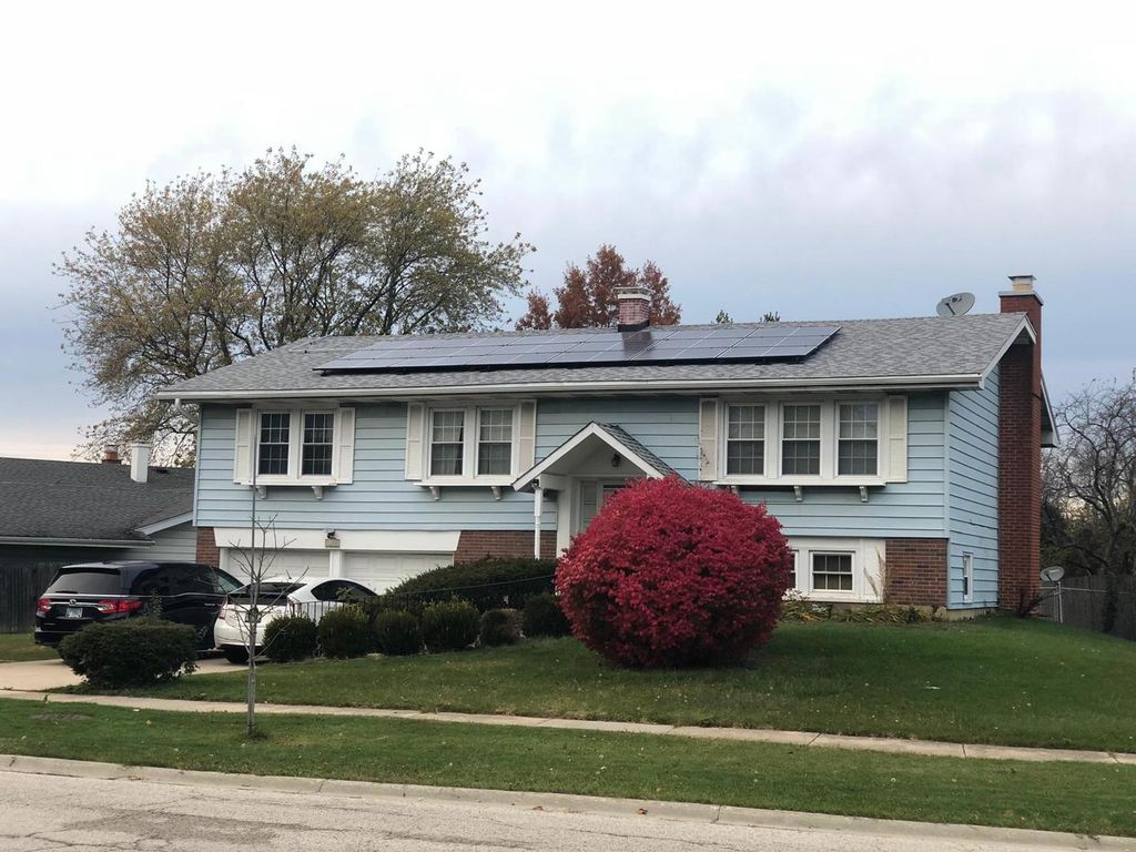 1200 Glen Lane, Hoffman Estates, IL 60169