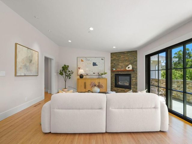 405 Glendale Road, San Mateo, CA 94402