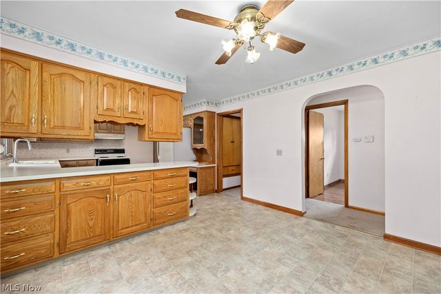7454 Oberlin Road, Elyria, OH 44035