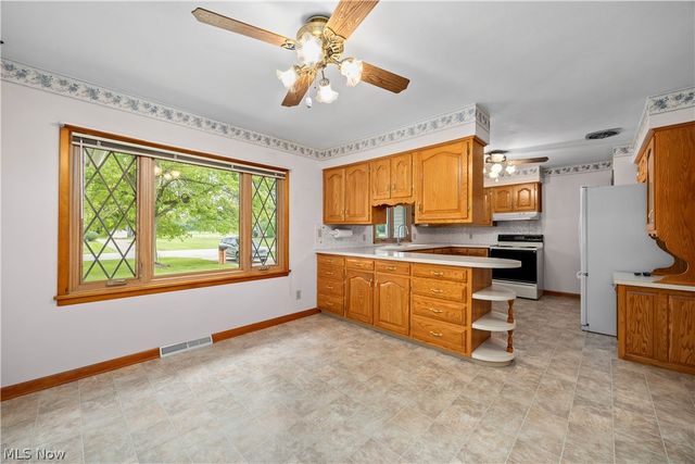 7454 Oberlin Road, Elyria, OH 44035