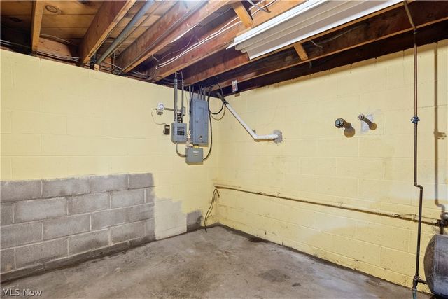 7454 Oberlin Road, Elyria, OH 44035
