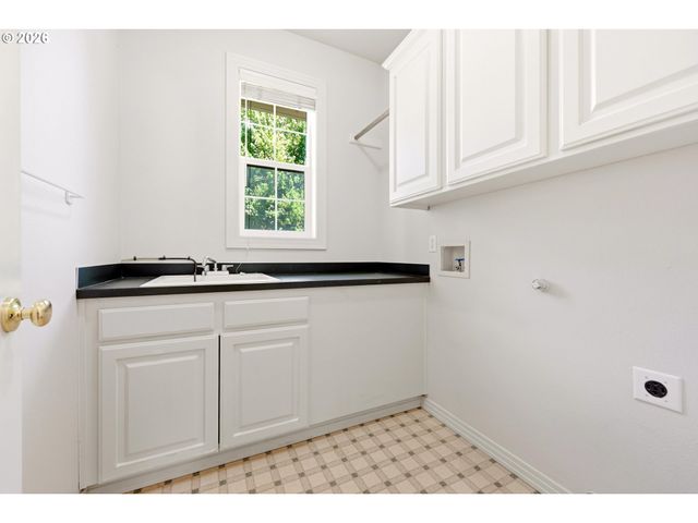12388 Se SPENCER Ct, Happy Valley, OR 97086