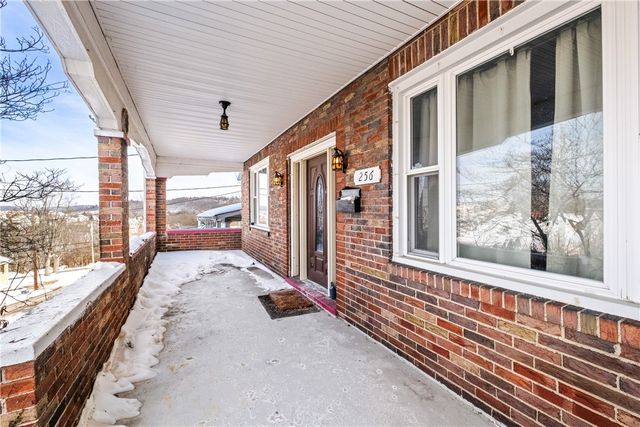 256 Smithfield St, Canonsburg, PA 15317