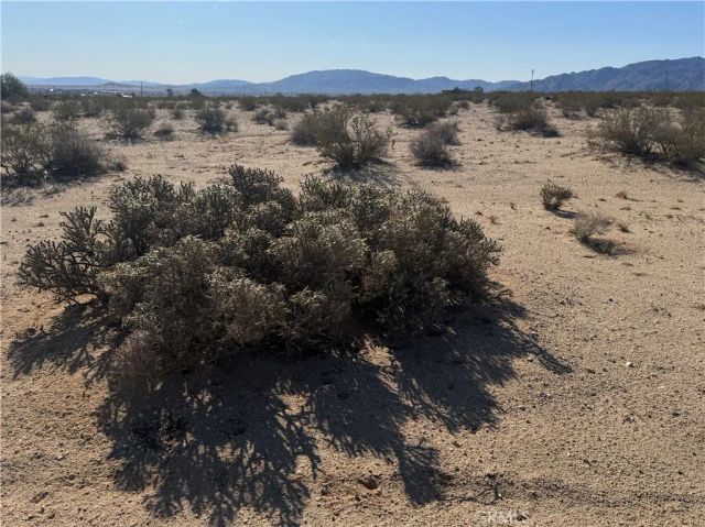 3492 Meldora, 29 Palms, CA 92277