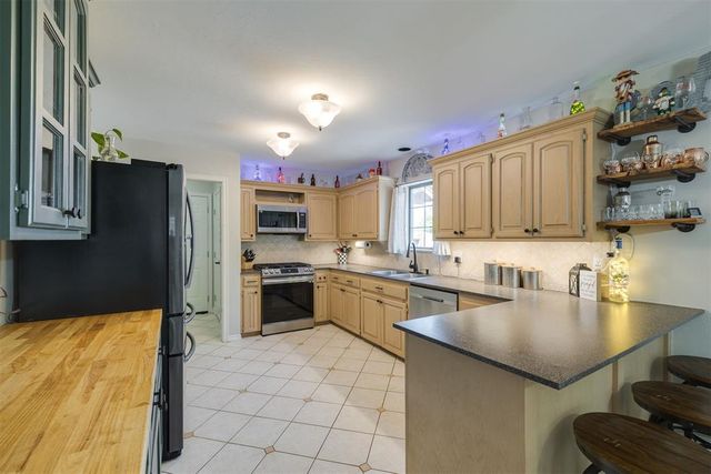 2712 Rolling Hills Terrace, Edmond, OK 73012