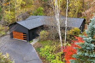 56 Temple Street, Burlington, VT 05401