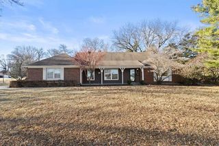 5952 Garnett Street, Shawnee, KS 66203