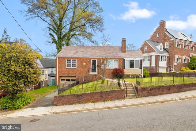 3414 HIGHWOOD DR SE, Washington, DC 20020