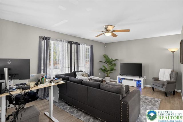 122 Cranberry Drive, Tobyhanna Twp, PA 18610