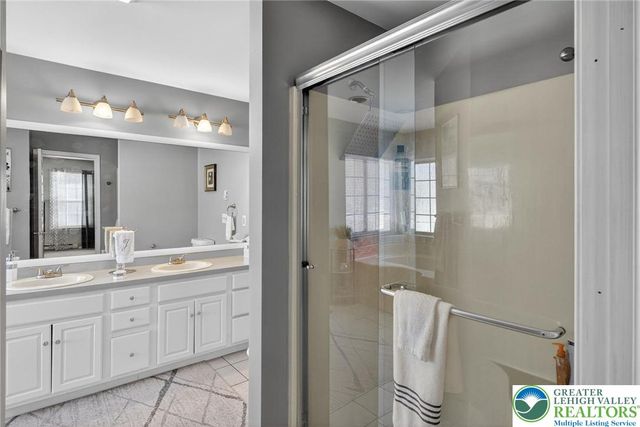 122 Cranberry Drive, Tobyhanna Twp, PA 18610