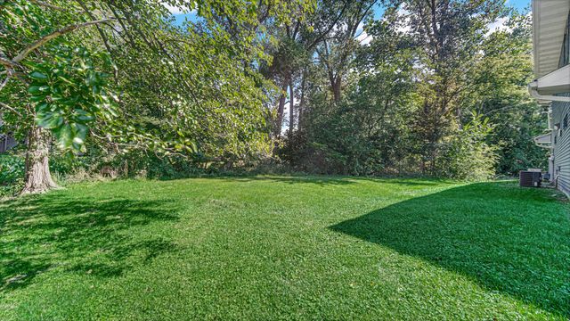7912 Lake Shore Drive, Cedar Lake, IN 46303