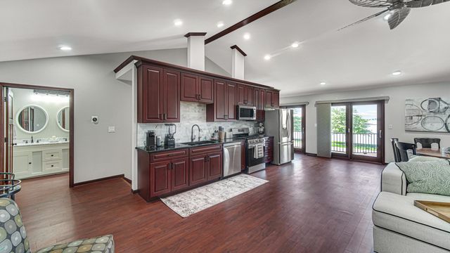 7912 Lake Shore Drive, Cedar Lake, IN 46303